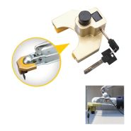 Basi 0004-0104 aanhangwagen slot #